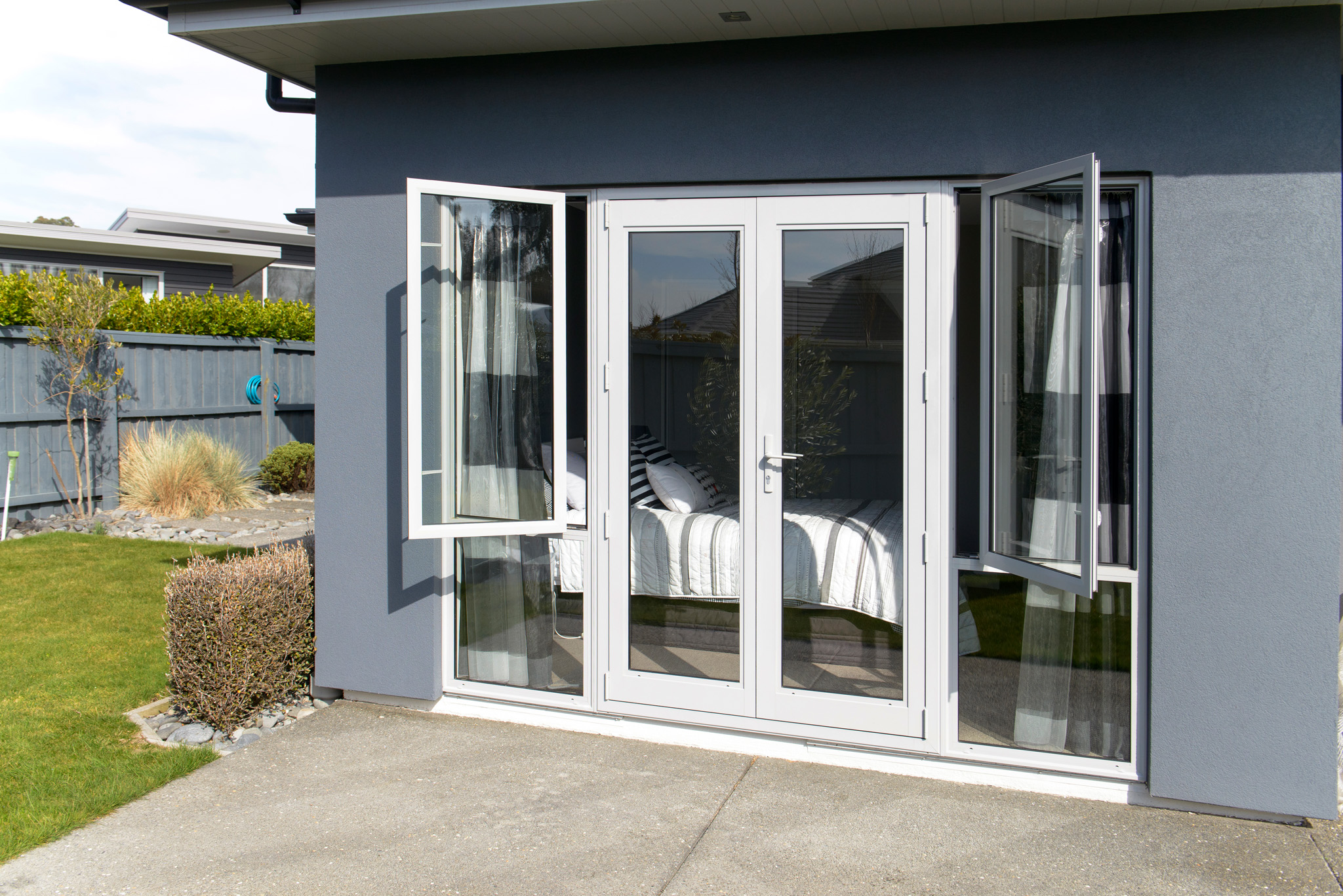 From Strength to Style: What Makes Aluminium Doors & Windows a Premium Choice